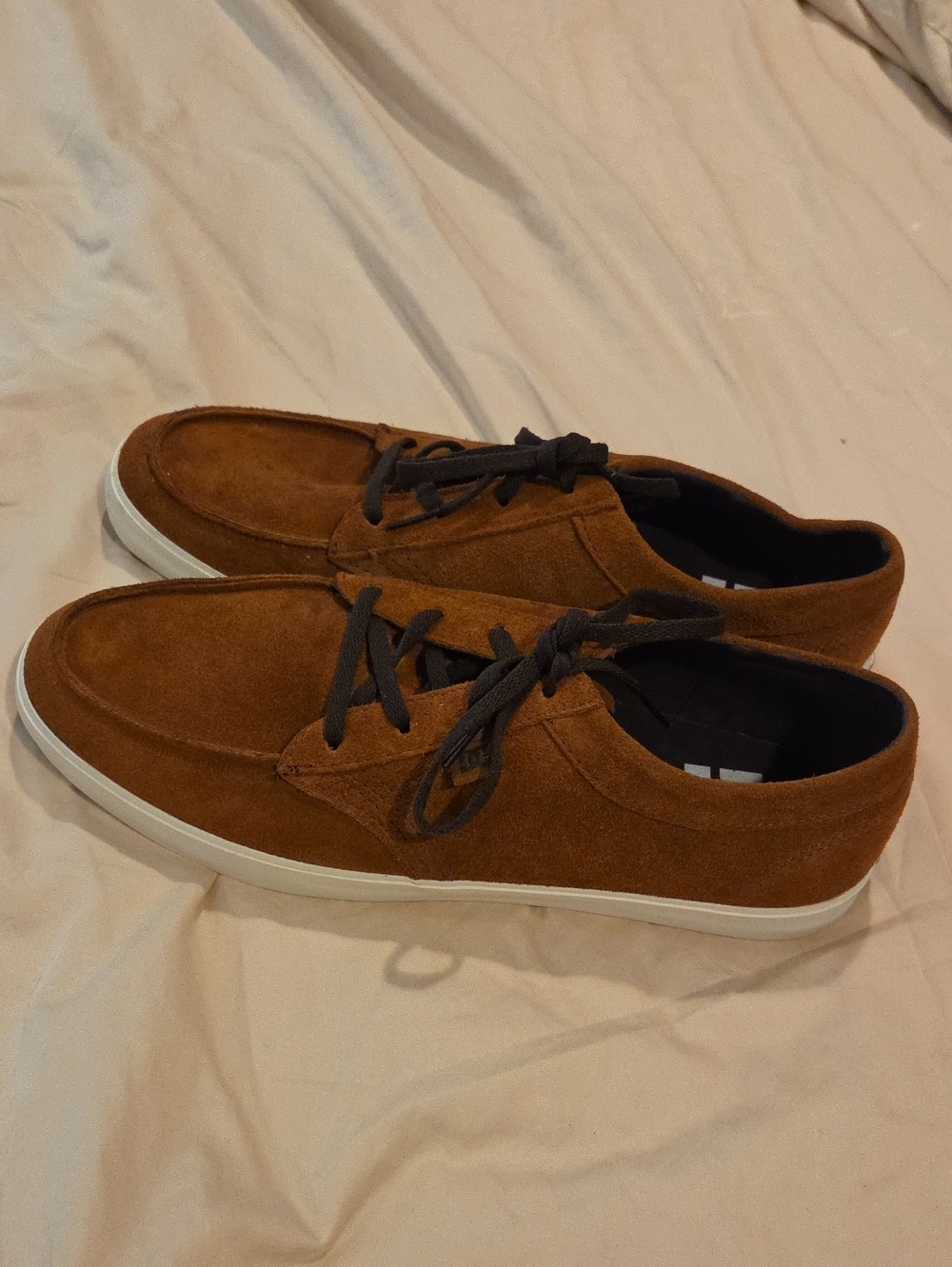 DC Men's Suede Lace-Up Casual Shoes in Brown